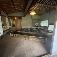 緑の式場で挙げる際の待合のガーデン