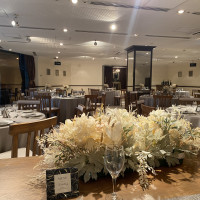 コッツウォルズの広すぎない会場が私たちにはぴったりだと感じた