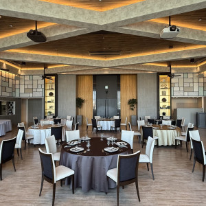 前からみた会場|785069さんのノートルダム横浜みなとみらい/FIVESTAR WEDDINGの写真(2608428)