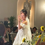 こっち向いての声に反応してます