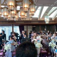 挙式会場の参列席