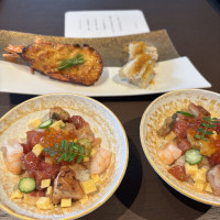 ちらし寿司、伊勢海老雲丹味噌焼