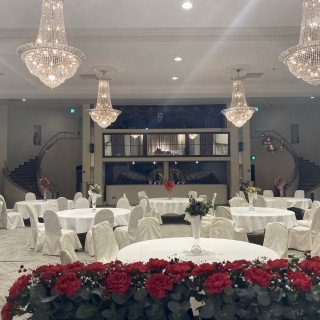 披露宴の高砂から見渡した景色