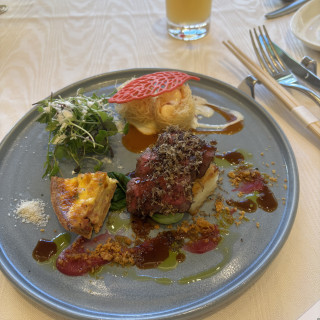 地元の野菜がふんだんに使われており、こだわりを感じる一品