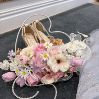 持ち込みしたブーケとシューズ