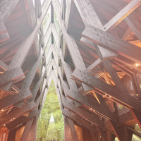 木の香りに包まれて素敵な空間です