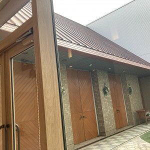 チャペルとガーデンのところです|785300さんのHOTEL HANSHIN OSAKA(ホテル阪神大阪)の写真(2621697)