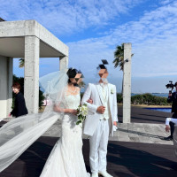 フラワーシャワーをチャペル横のデッキでしました