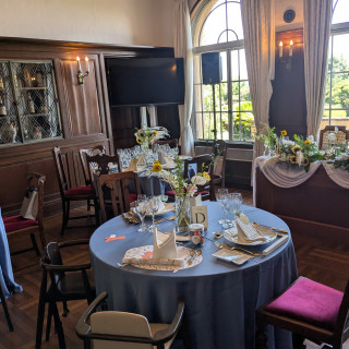 少人数用の披露宴会場