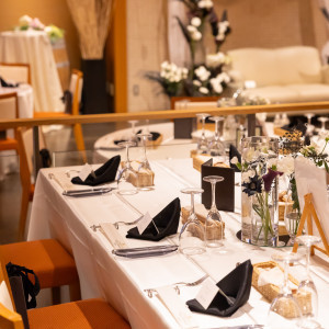 テーブルを丸テーブルだけでなく
長テーブルも可能でした。|785417さんのTHE JAPONAIS LISERJU（ザ ジャポナイズリサージュ）の写真(2610000)