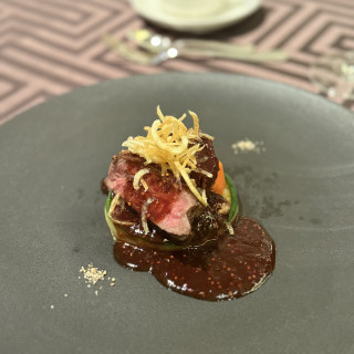 メインの肉料理