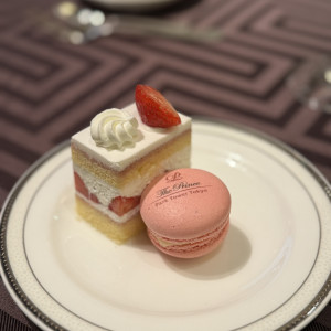試食のデザート　ピエールマルコリーニのマカロンが出てきた|785436さんのザ・プリンス パークタワー東京の写真(2610187)