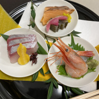 御造里　季節乃幸　五種盛
あしらい一式