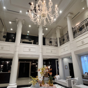 エントランスがレトロで広く開放的だった|785449さんのアルモニーアンブラッセイットハウス/テイクアンドギヴ・ニーズウェディングの写真(2610433)