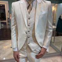 挙式タキシード