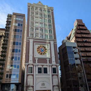 駅から地上に出た式場|785457さんのCasa d' Angela Aoyama(カサ・デ・アンジェラ青山)の写真(2615814)