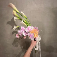 ブーケも気に入っています！形はプランナーさんの発案です。