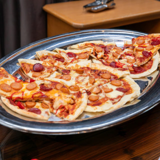 ケーキカットの代わりにピザカット