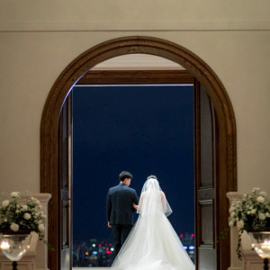 夜景に吸い込まれていくような退場|785525さんのピエトラ・セレーナの写真(2611239)