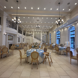 60名ほどの机の配置です。