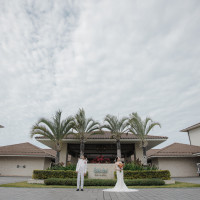 施設入り口でのフォトシューティング