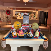 ビリヤード台がウェルカムスペースになっておしゃれです！