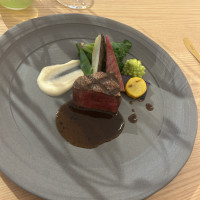 メインメニューの肉料理