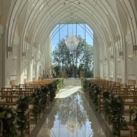 天井も高く、とても明るいチャペルです。