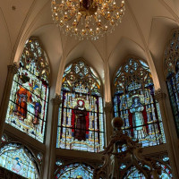 自然光が入るステンドグラスが素敵でした