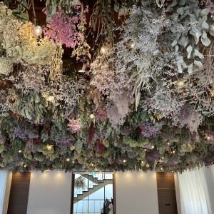 チャペル天井のドライフラワー|786024さんのLISERJU Ravimore    （リサージュラヴィモア）の写真(2614964)