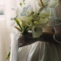 ドレスとブーケ