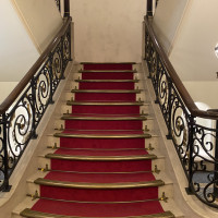 写真で人気の赤い階段