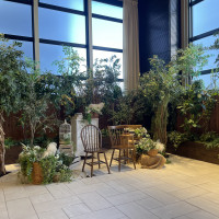 披露宴会場の横には、外ではないけどガーデン風のテラスがある