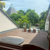 参加者の待合い(バルコニー)