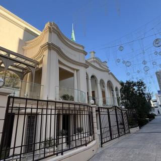 表参道とは思えない人の少なさ