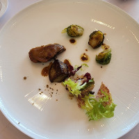 オックステールと十六穀米のコンソメ茶漬け