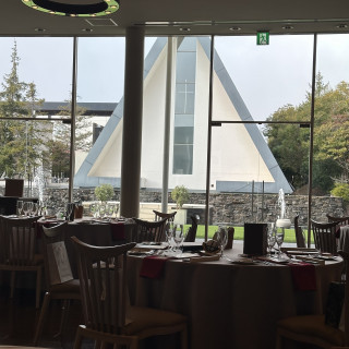 披露宴会の雰囲気