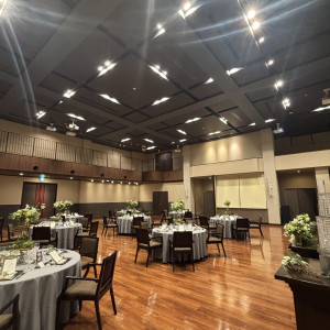 80人ほど入れる披露宴会場|786753さんのアールベルアンジェ山口の写真(2619901)