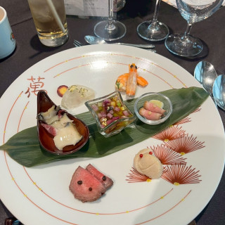 前菜も繊細で目でも楽しめました