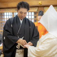 式中の指輪交換