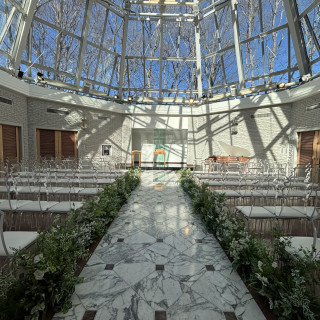 自然光がさし、明るい雰囲気です