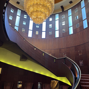 プラザホテルといえばの、シャンデが綺麗すぎて見とれました。|786992さんの水戸プラザホテルの写真(2619308)