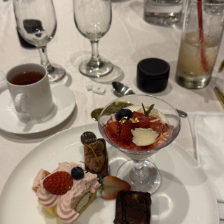 ビュッフェ形式のデザートが美味しい