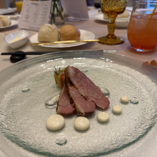 鴨胸肉のロースト　クリアなジュレ　とうふのクリーム