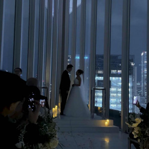 チャペルの明かりを消してもらえます|787101さんのアルモニーアンブラッセ ウェディングホテル/テイクアンドギヴ・ニーズウェディングの写真(2619670)