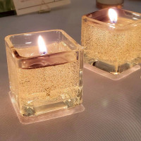 ロウソク部分に蓋をするとメッセージが浮かぶクレールストーリア