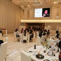 お色直し入場前に自作プロフィールムービーを流しました