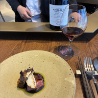 お肉とかぶと、ペアリングの赤ワイン。