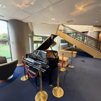 グランドピアノ