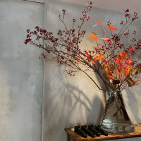 披露宴会場のメイン装花